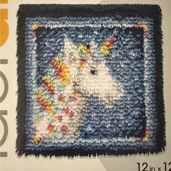 Wonder Art Blue Butterfly Latch Hook Kit 12" x 12" NEW Sealed - Picture 3 of 9